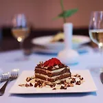 Calista 4* ستارا زاغورا